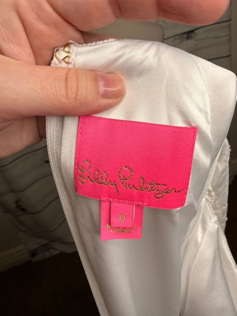 Lilly Pulitzer White floral textured dress with puff sleeves - Picture 4 of 6